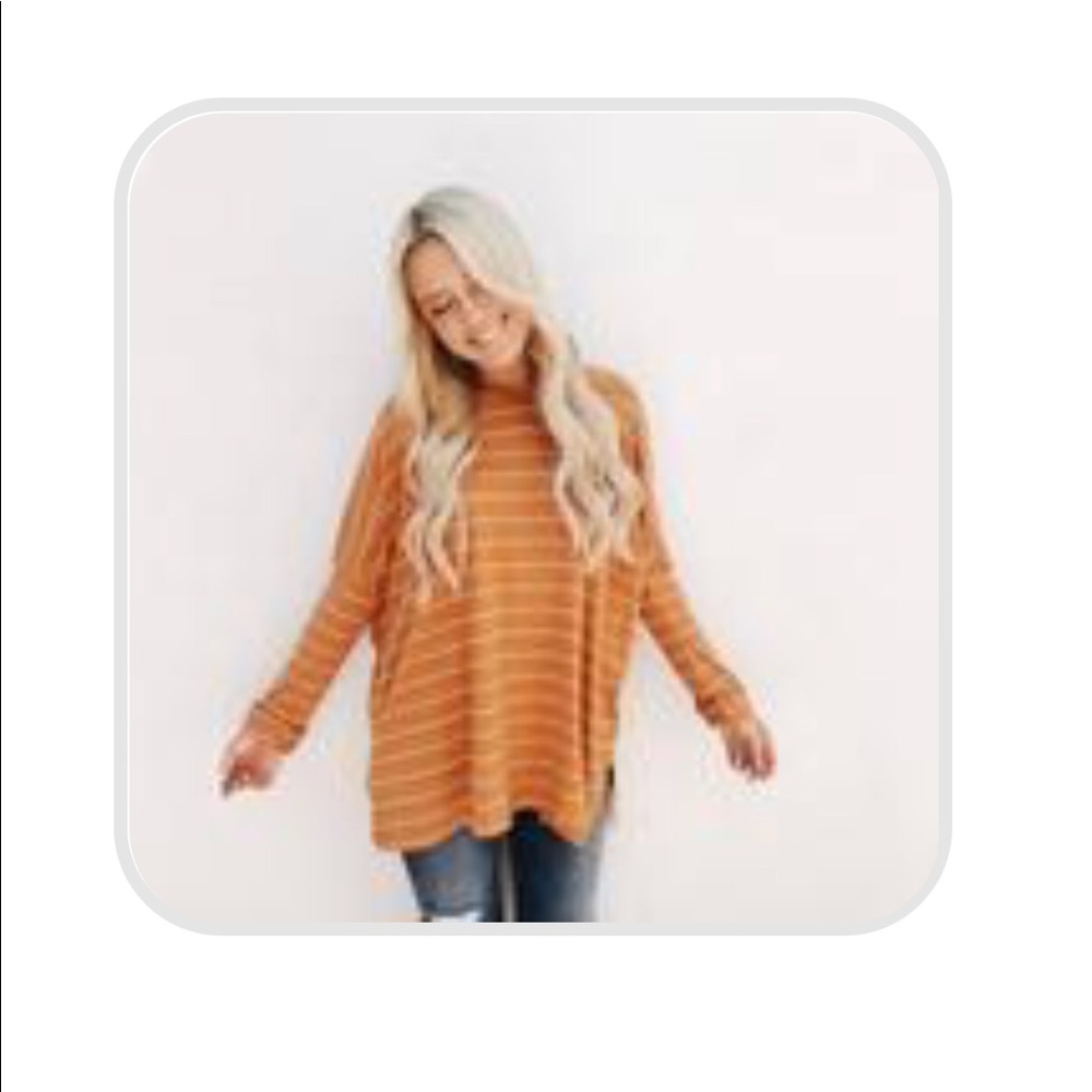 Carly Jean Los Angeles CJLA Evelyn sweater